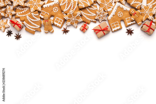Christmas border with gingerbread cookies and aromatic spices