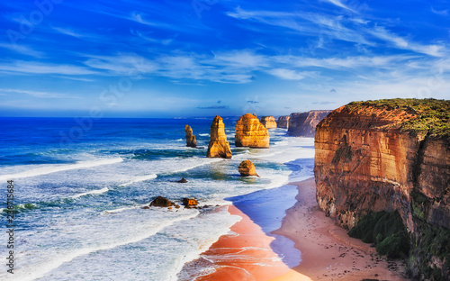 GOR 12 apostles Day light mid wide