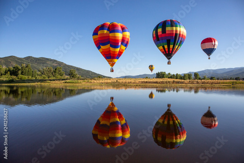 hot air balloons 