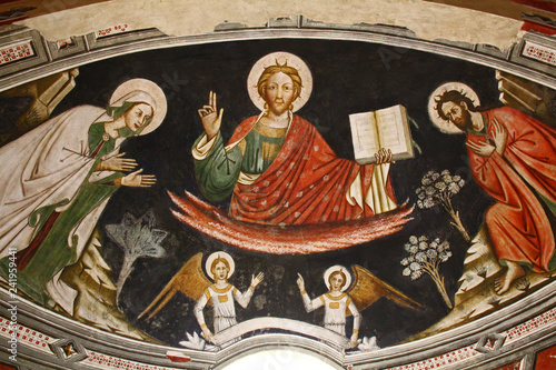 Cristo glorioso tra due santi; affresco nella Basilica di Santa Caterina d'Alessandria a Galatina (Puglie)
