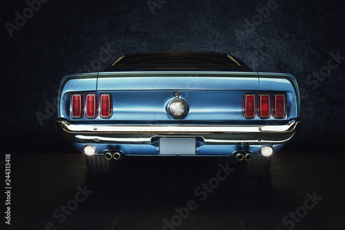Mustang Ford Oldtimer - classic Car (blaues Auto mit Hintergrund schwarz) Studio