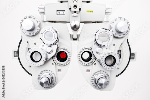 Foropter - urządzenie do badania wzroku