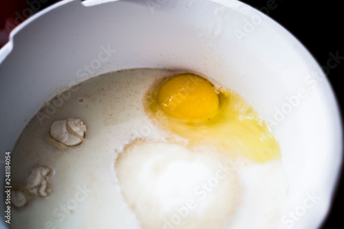 Gotowanie mąka jajka