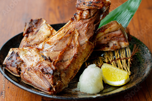 鮪のカマ焼き