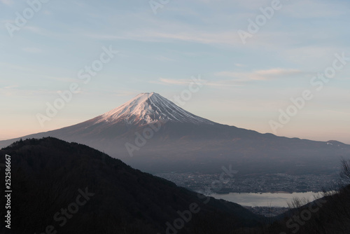 富士山 御坂峠 人気スポット 絶景