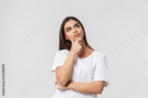 Portrait of a beautiful young woman casualy dressed