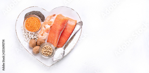Sources of omega 3 in heart shape plate