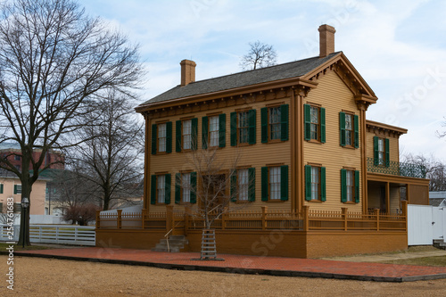 Lincoln's Home