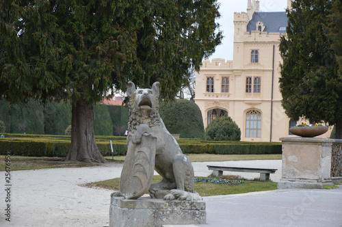 LEDNICE PARK RZEŹBY