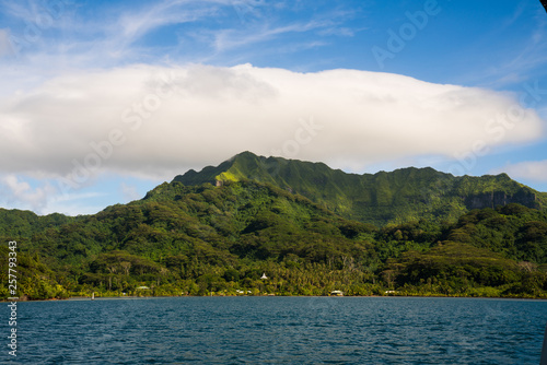 Huahine, Tahiti (French Polynesia) 