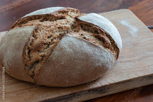 Pane nero di Castelvetrano fatto in casa