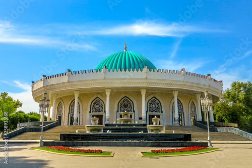 Tashkent Amir Timur Museum 02