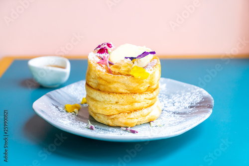 pancake with honey and butter
