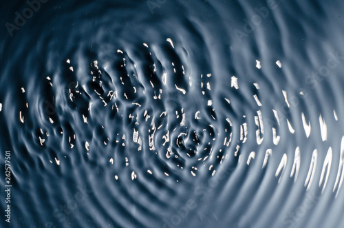 The texture of water under the influence of vibration in 258 hertz