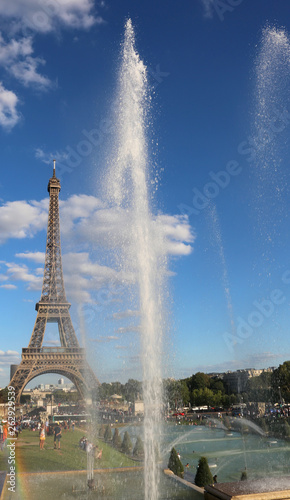 Eiffeil Tower and the fountains of Trocadero Quartier