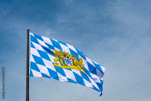 Bayern Fahne im Wind