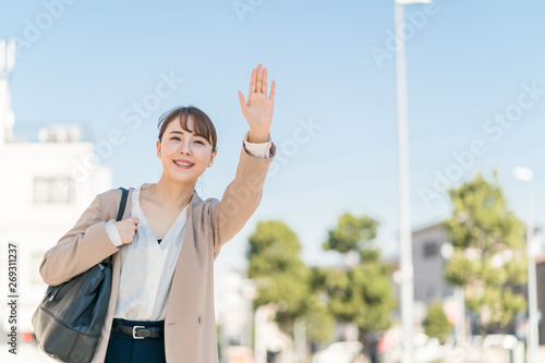 タクシー・女性