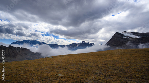 nuvole minacciose al colle del Nivolet, nel parco nazionale del Gran Paradiso
