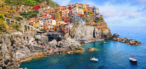 Włochy - park narodowy Cinque Terre. Światowego Dziedzictwa UNESCO. Historyczne starożytne śródziemnomorskie miejsce.