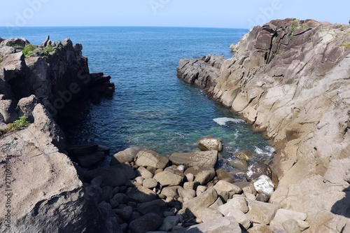 照島 驪龍巌