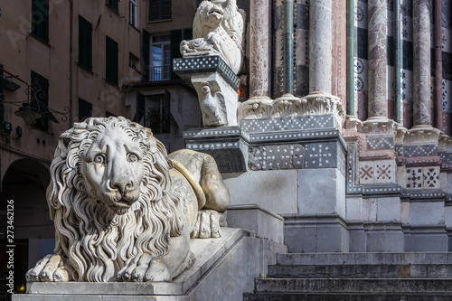 The only statue of a crying lion in the world, Genoa, Italy