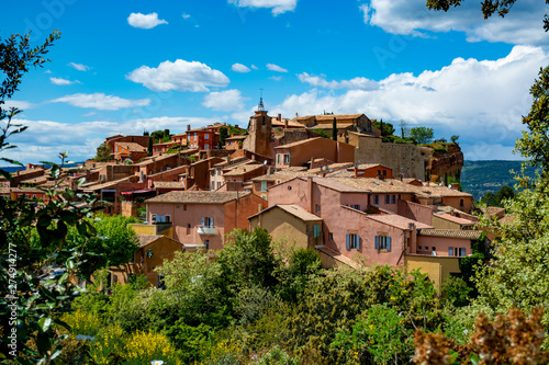 Roussillon, small Provensal town with large ochre deposits, located within borders of Natural Regional Park of Luberon