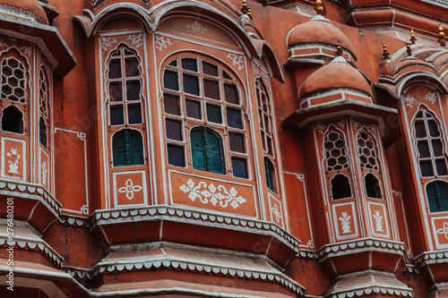 Closeup shot of the windows of Hawa Mahal, Jaipur, India