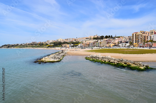 Lungo mare di Gela