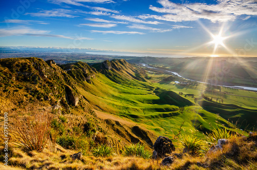 Wschód słońca przy Te Mata Peak, Nowa Zelandia