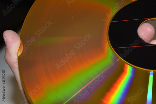 Platte, Bildplatte, Laserdisc, Laservision, , , LD, Gold, Reflexion, Regenbogen, Regenbogenfarben, Spiegeln, Sonne, Reflexion, Gold, goldig, Film, Platte, Player, PAL, NTSC, Analog, Speicher, Speicher