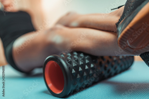 Using Foam Roller for Muscle and Fascia Massage