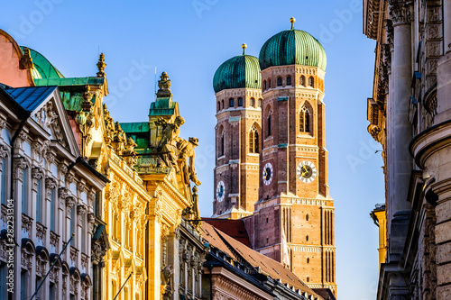 Słynna katedra w Monachium - Liebfrauenkirche