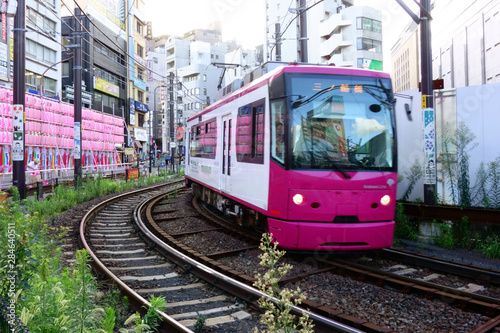 東京大塚を走る唯一の路面電車