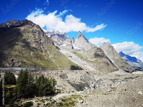 Mountains and blue sky - Glacier du Miage 
