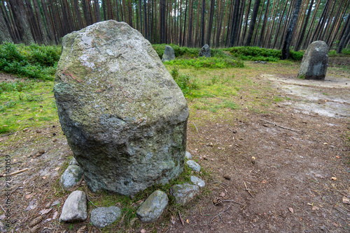 Cmentarzysko kamienny głaz pozostałość po Gotach