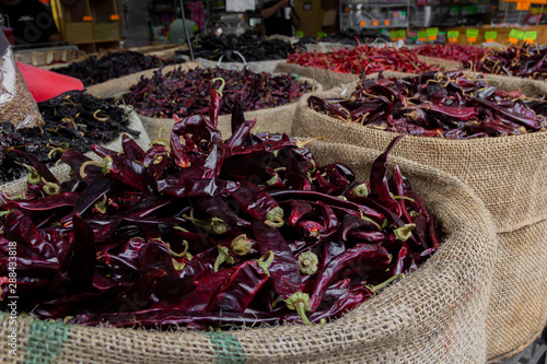 Chiles secos en mercado de la Ciudad de México