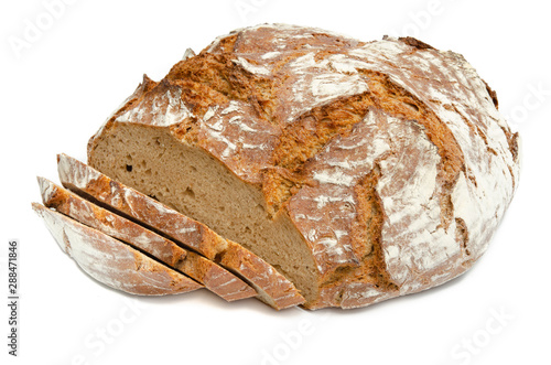 Großes Brot angeschnitten