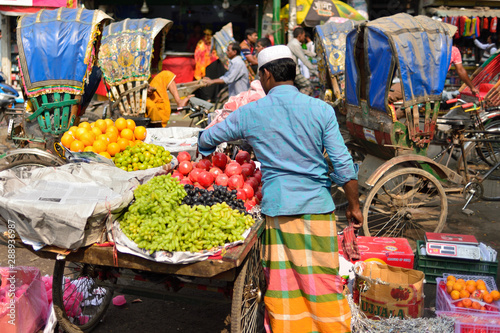 Exciting living in streets of Dhaka