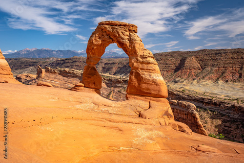 Delicate Arch rock formation in Arches National Park, Utah, USA