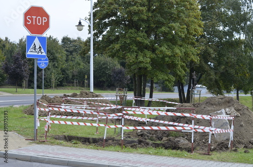 wykop , awaria ciepła , rura , para ,rura pękła , rurociąg cieplny , awaria rurociągu ciepła , wykop , naprawa rurociągu , kanał ciepłowniczy , kanał cieplny , awaria kanału