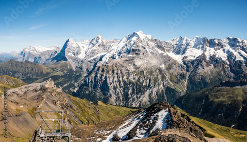 Aussicht bei schönstem Herbstwetter vom Schilthorn auf Eiger, Mönch und Jungfrau, Schweiz, Europa