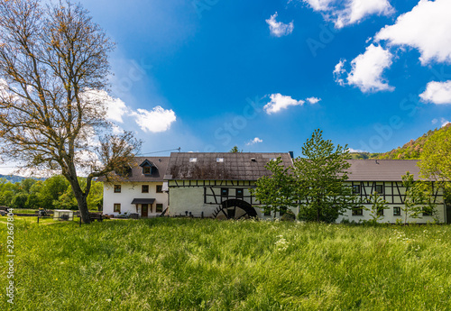 Historische Hahnensteiner Mühle in Insul