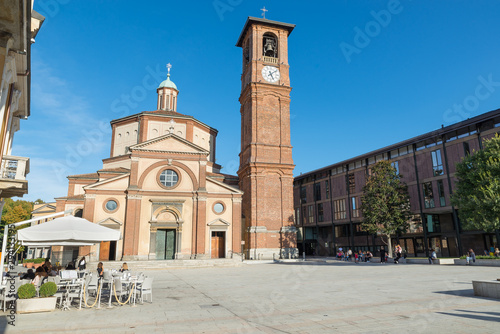 Historic center of an Italian city. Legnano town, piazza San Magno (square Saint Magno) with the Basilica of San Magno (XVI century), City in the province of Milan, Lombardy, northern Italy