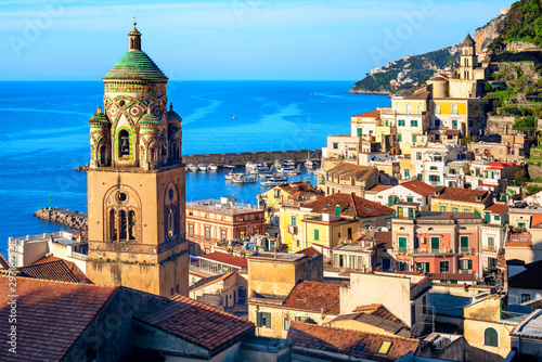 Amalfi Stare miasto na wybrzeżu Amalfi, Półwysep Sorrentyński, Włochy