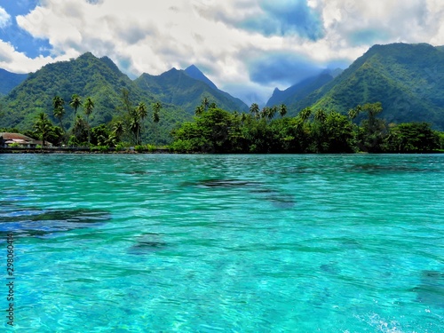 exploring tropical island of tahiti