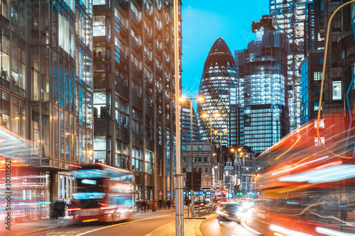 London city view traffic at night