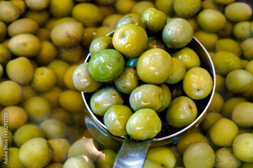 Castelvetrano Sweet Green Olives.