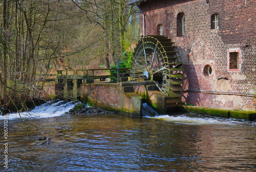 die Brempter Mühle am Ufer der Schwalm in Niederkrüchten,Niederrhein,Deutschland