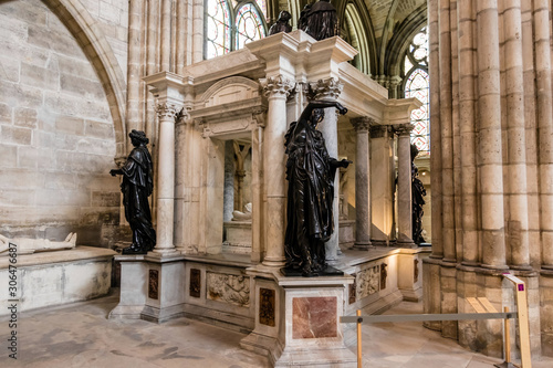 The tomb of Henry II and Catherine de' Medici in Basilica Cathedral of Saint-Denis