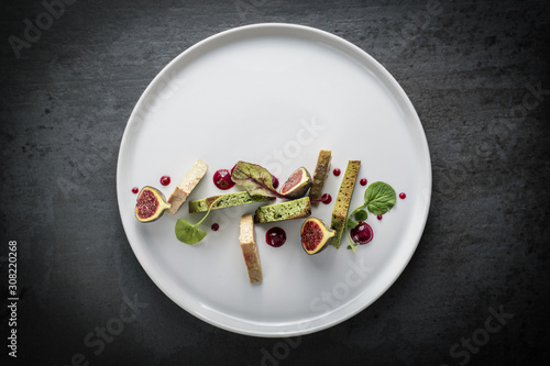 Assiette de foie gras et ses figues